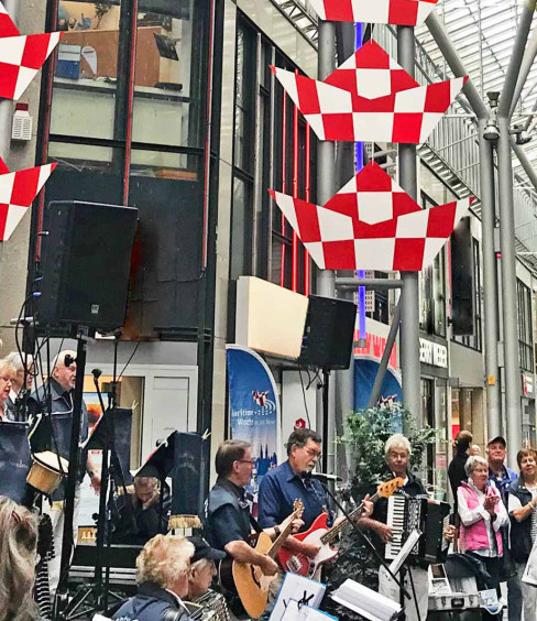 MW LP Shanty Auftakt