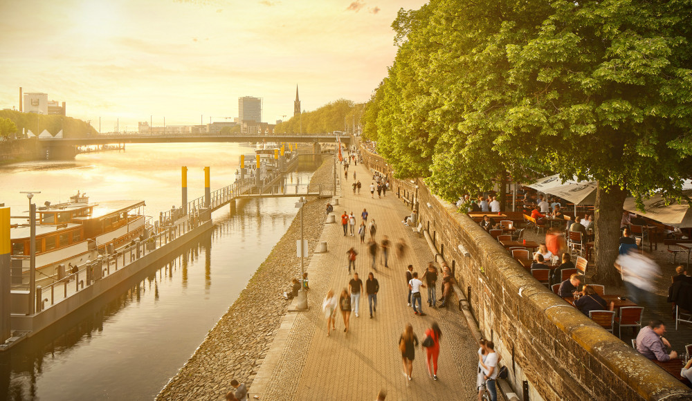 © Schlachte by Caspar Sessler | CI HeaderL Quartiere Schlachte 2550x1700px | 